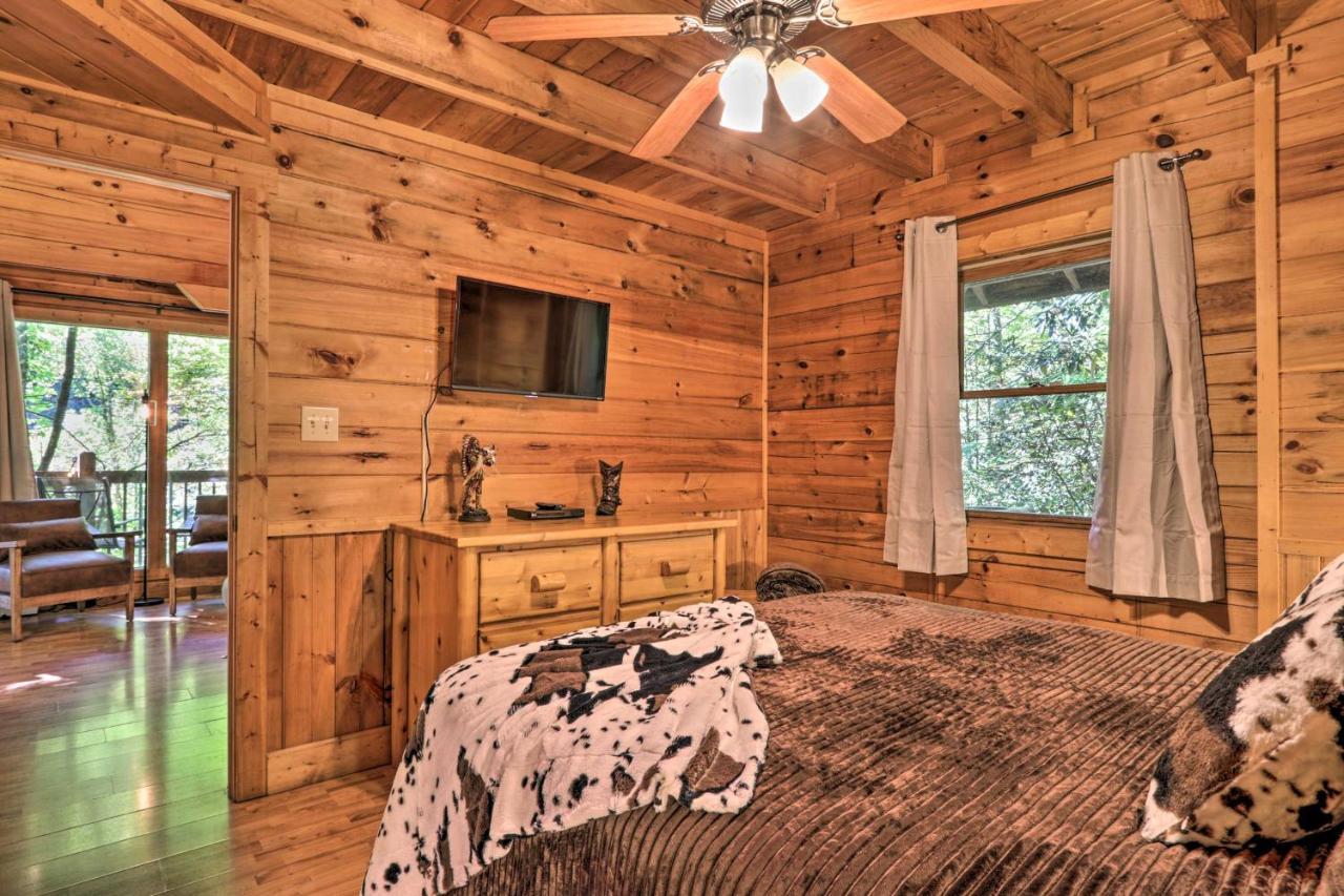 Cabin With Hot Tub And Deck, 3 Mi To Pigeon Forge Sevierville Εξωτερικό φωτογραφία